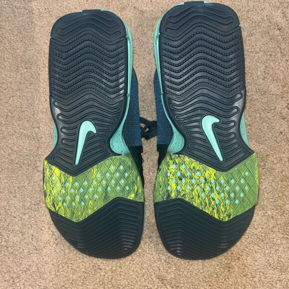 NEW Men's Nike Lebron Witness 8 Basketball Shoes 10M (fits like 9M) - Picture 5 of 12